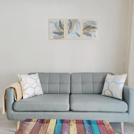 Lägenhet Przytulny Z Ogrodkiem